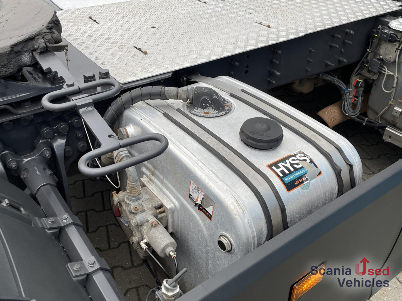 SCANIA R 450 A4x2NB DIFF-L RETARDER FULL AIR 8T HYDRO - Tracteur routier: photos 2 SCANIA R 450 A4x2NB DIFF-L RETARDER FULL AIR 8T HYDRO - Tracteur routier: photos 2