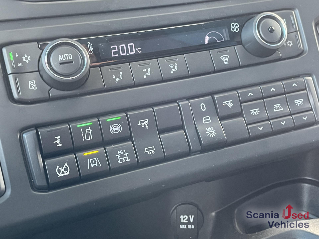 SCANIA R 450 A4x2NB DIFF-L RETARDER FULL AIR P-AIRCO ACC - Tracteur routier: photos 5 SCANIA R 450 A4x2NB DIFF-L RETARDER FULL AIR P-AIRCO ACC - Tracteur routier: photos 5