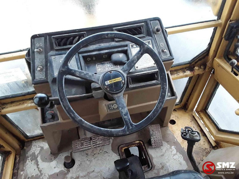 Tractopelle Caterpillar 428: photos 8