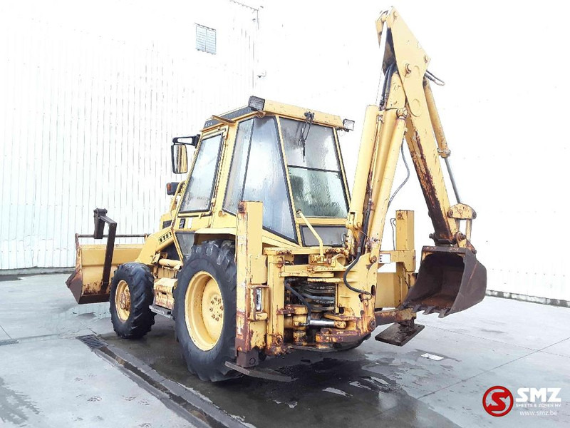 Tractopelle Caterpillar 428: photos 10