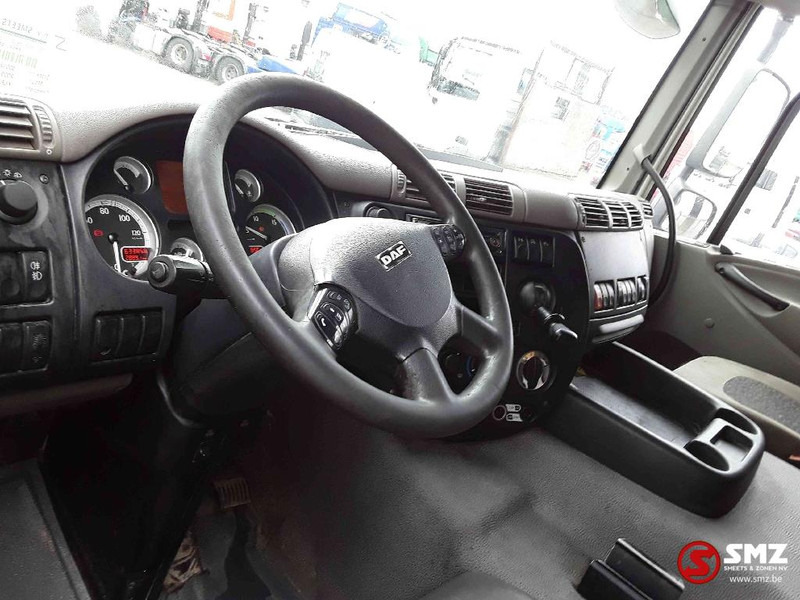 Camion porte-conteneur/ Caisse mobile DAF 85 CF 460: photos 8