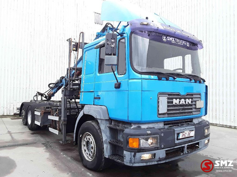 MAN 26.403 Atlas 140.1vA19 - Camion plateau, Camion grue: photos 1 MAN 26.403 Atlas 140.1vA19 - Camion plateau, Camion grue: photos 1