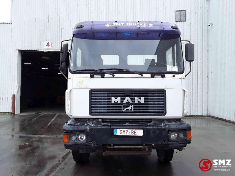 MAN 33.343 6x4 chassis - Châssis cabine: photos 2 MAN 33.343 6x4 chassis - Châssis cabine: photos 2