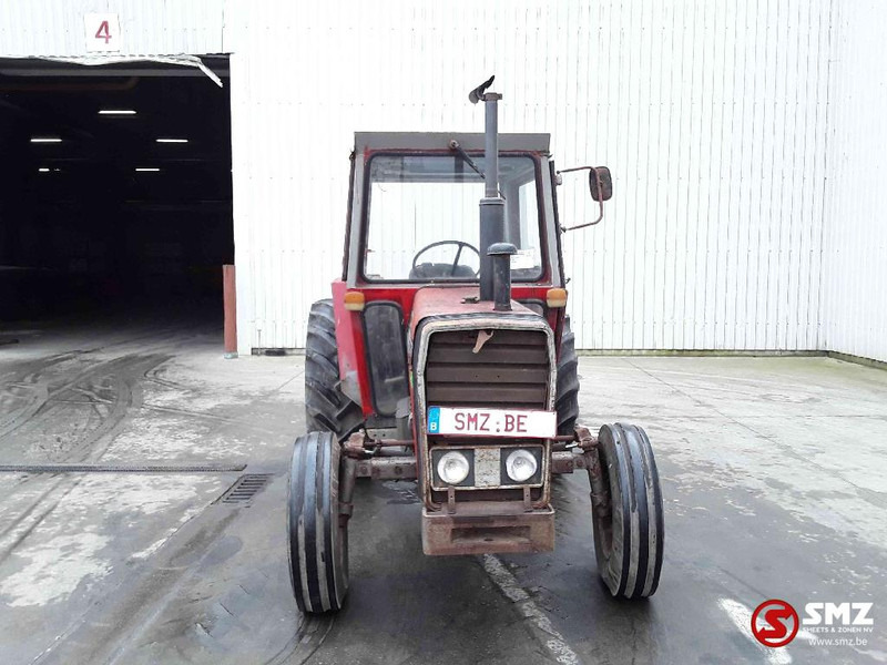 Massey Ferguson 560 - Tracteur agricole: photos 2 Massey Ferguson 560 - Tracteur agricole: photos 2