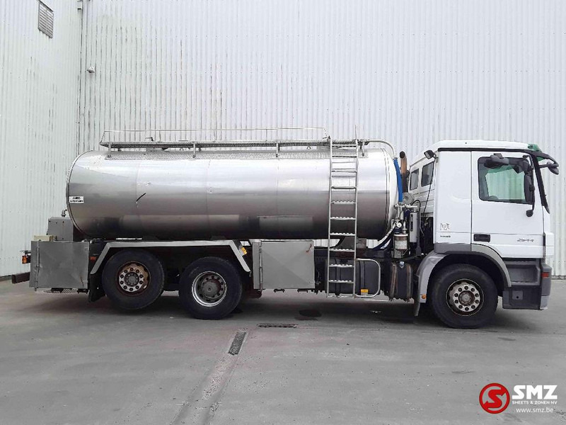 Mercedes-Benz Actros 2544 inox tank - 15.000 liter - retarder - Camion citerne: photos 4 Mercedes-Benz Actros 2544 inox tank - 15.000 liter - retarder - Camion citerne: photos 4