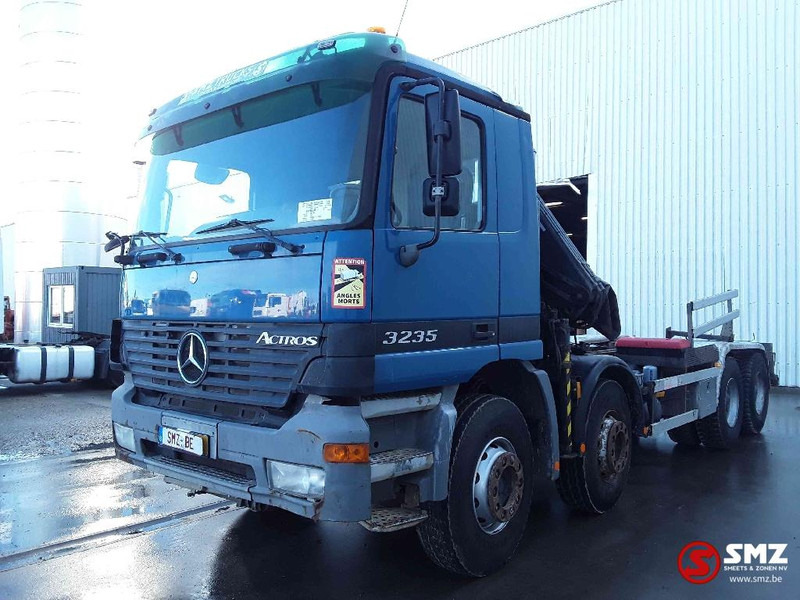 Mercedes-Benz Actros 3235 hiab 166d-3 - Camion plateau, Camion grue: photos 3 Mercedes-Benz Actros 3235 hiab 166d-3 - Camion plateau, Camion grue: photos 3