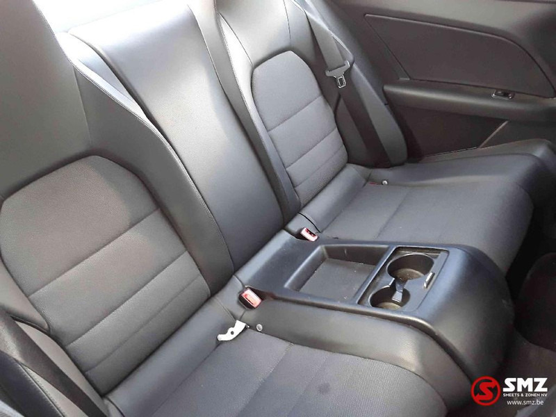 Voiture Mercedes-Benz E-Klasse 250 CDI 60000 km automatic/parktronic ("12) no reg: photos 11 Voiture Mercedes-Benz E-Klasse 250 CDI 60000 km automatic/parktronic ("12) no reg: photos 11