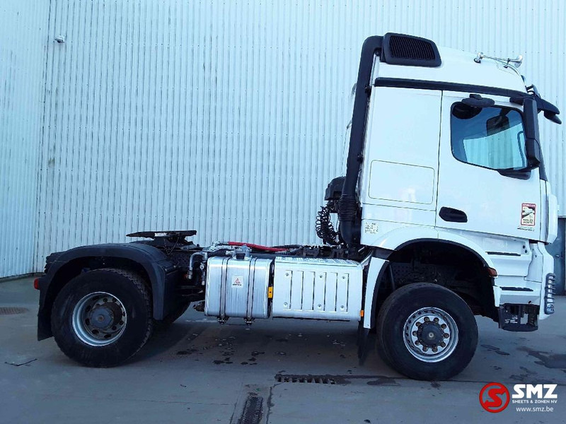 Mercedes-Benz Arocs 2051 4x4 Retarder NO hydrodrive!! - Tracteur routier: photos 4 Mercedes-Benz Arocs 2051 4x4 Retarder NO hydrodrive!! - Tracteur routier: photos 4