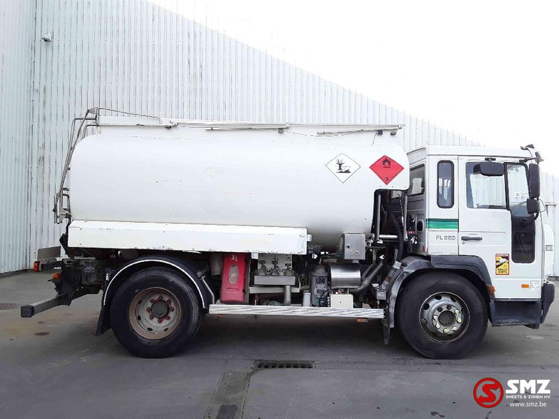 Volvo FL6 220 10000L lames - Camion citerne: photos 4 Volvo FL6 220 10000L lames - Camion citerne: photos 4