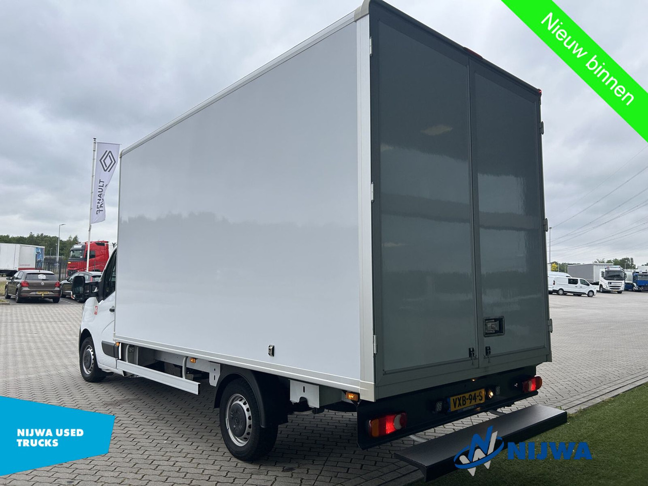 Renault Master T35 165 Navigatie + Achteruitrijcamera - Châssis cabine: photos 4 Renault Master T35 165 Navigatie + Achteruitrijcamera - Châssis cabine: photos 4