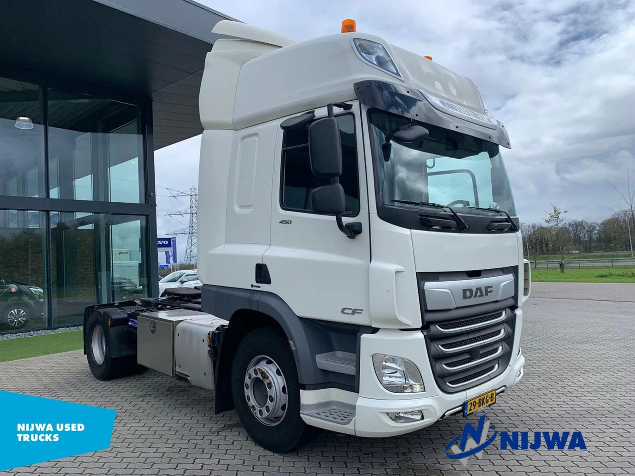 DAF CF 450 4X2 Standkachel + Koelkast - Tracteur routier: photos 2 DAF CF 450 4X2 Standkachel + Koelkast - Tracteur routier: photos 2