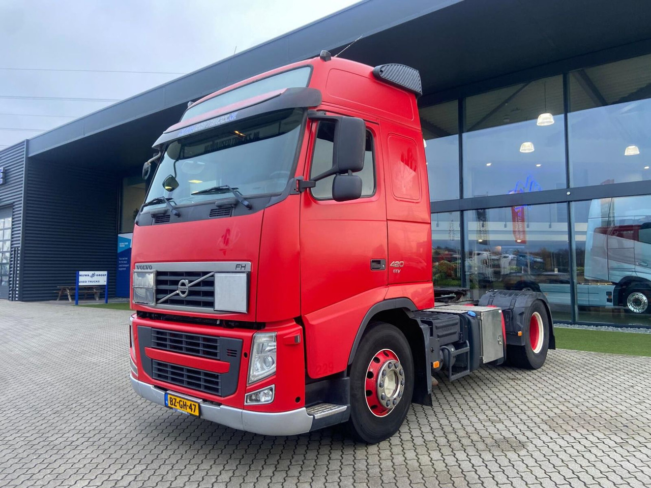 Volvo FH 420 4X2 Valid ADR + PTO - Tracteur routier: photos 1 Volvo FH 420 4X2 Valid ADR + PTO - Tracteur routier: photos 1