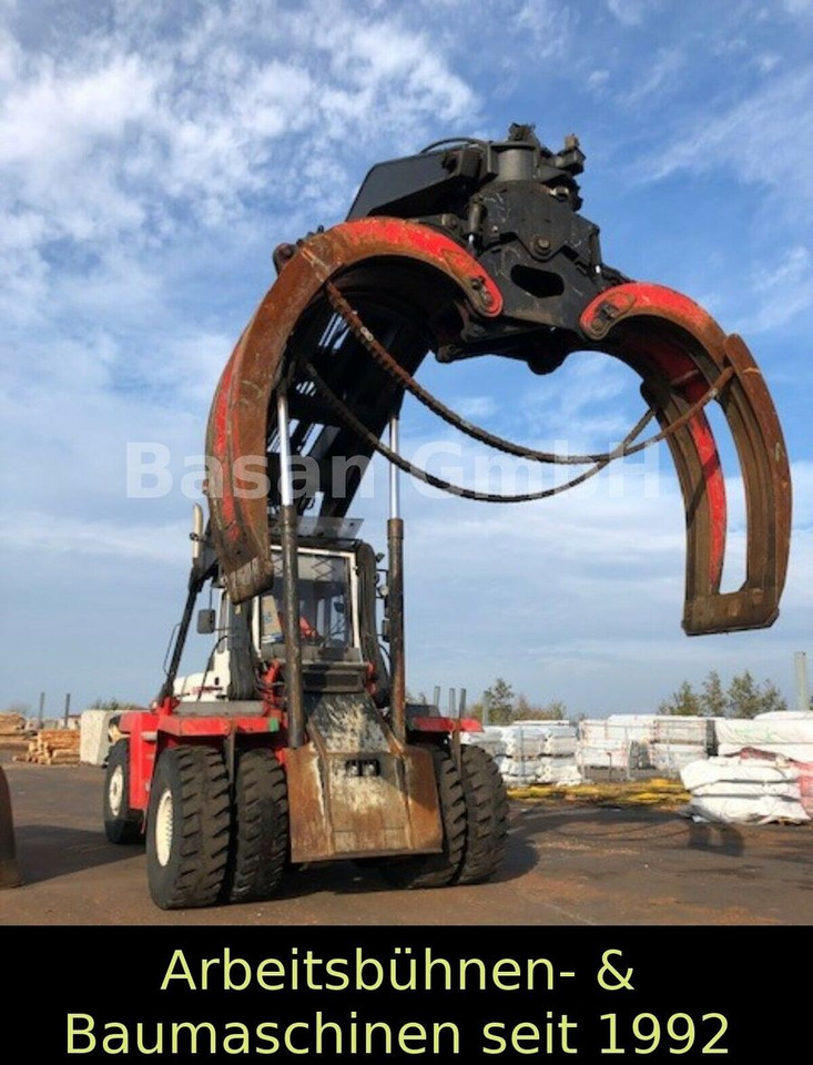 Rundholzstapler/Logstacker Svetruck TMF 15/11-54 Rundholzstapler/Logstacker Svetruck TMF 15/11-54 - Chariot élévateur diesel: photos 2 Rundholzstapler/Logstacker Svetruck TMF 15/11-54 Rundholzstapler/Logstacker Svetruck TMF 15/11-54 - Chariot élévateur diesel: photos 2