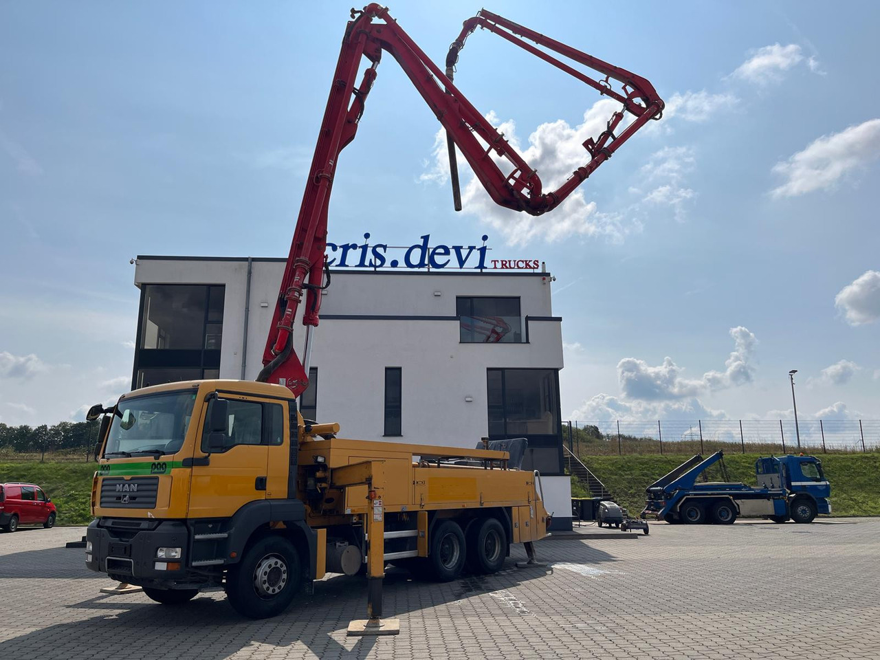 MAN 26.360 6x4 Putzmeister 24 m Hallenpumpe - Camion pompe: photos 1 MAN 26.360 6x4 Putzmeister 24 m Hallenpumpe - Camion pompe: photos 1