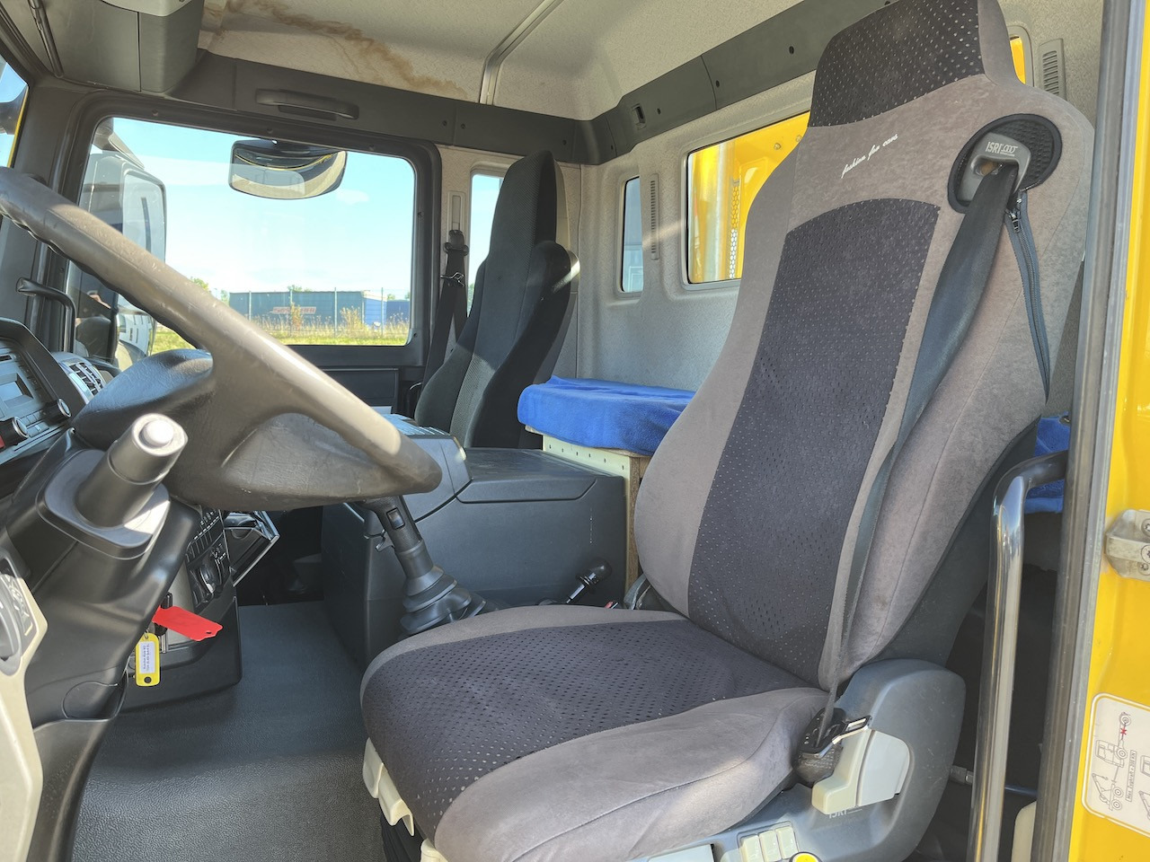 MAN TGS 28.480 6x4 4x4 Dreiseitenkipper Liftachse - Camion benne: photos 4 MAN TGS 28.480 6x4 4x4 Dreiseitenkipper Liftachse - Camion benne: photos 4