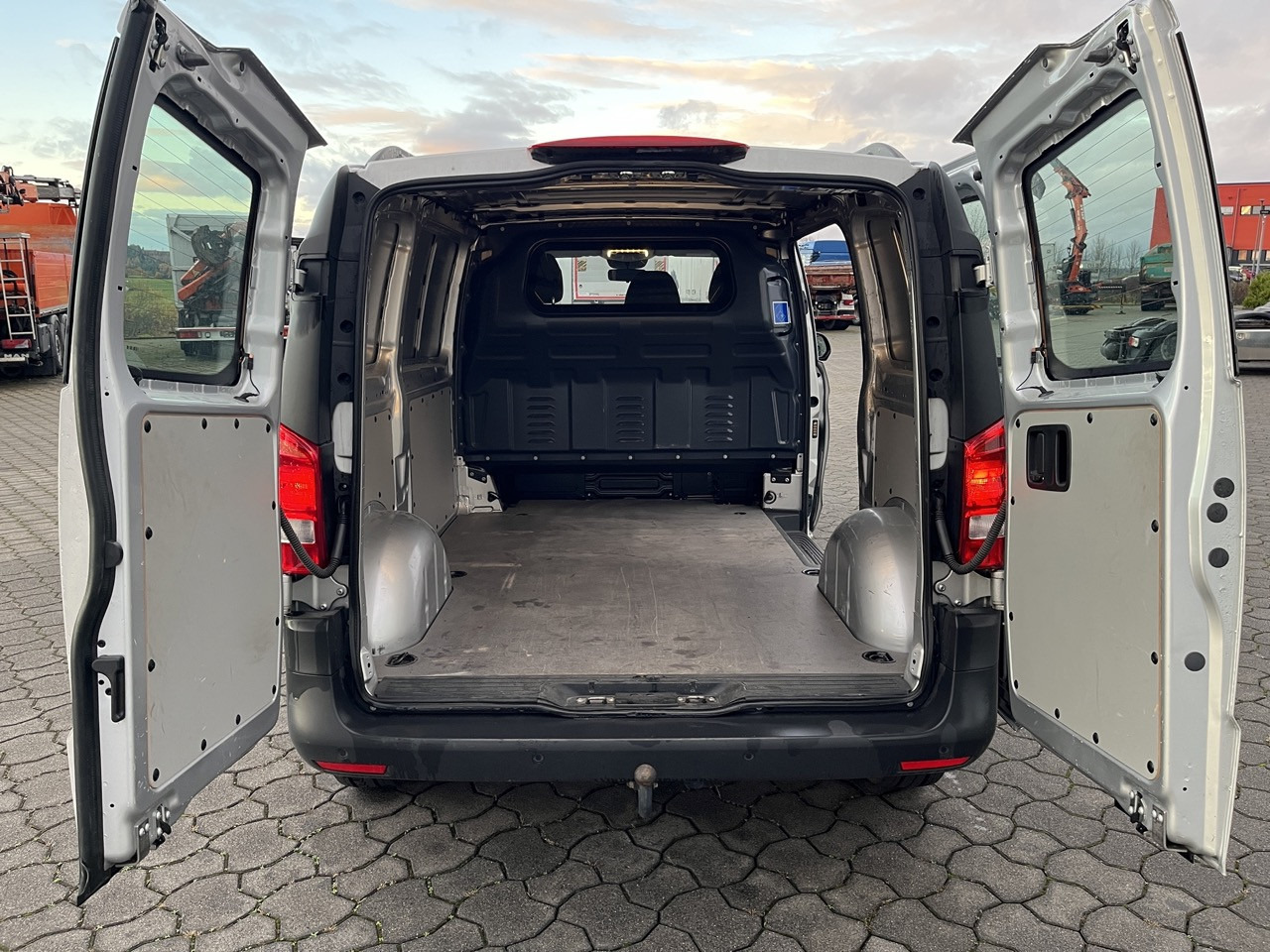 Mercedes-Benz Vito Vito 116 cdi - Fourgonnette: photos 3 Mercedes-Benz Vito Vito 116 cdi - Fourgonnette: photos 3