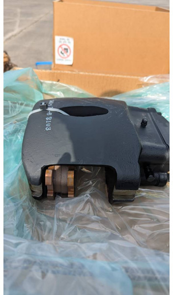 Komatsu HD605-5 BRAKE ASSY 561-34-62103 - Pièces de frein pour Engins de chantier: photos 3 Komatsu HD605-5 BRAKE ASSY 561-34-62103 - Pièces de frein pour Engins de chantier: photos 3