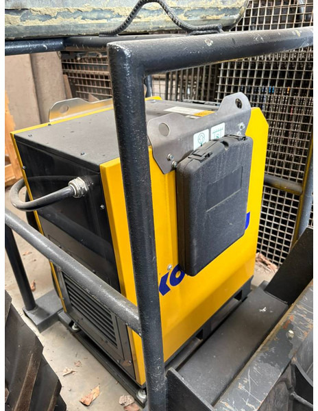 Komatsu PC33E-6 - Mini pelle: photos 5 Komatsu PC33E-6 - Mini pelle: photos 5