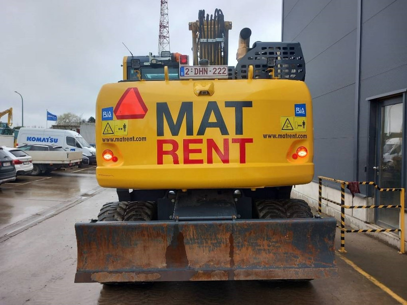 Pelle sur pneus Komatsu PW160-11E0: photos 10