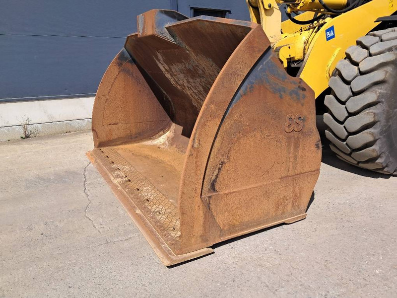 Komatsu WA475-10E0 - Chargeuse sur pneus: photos 4 Komatsu WA475-10E0 - Chargeuse sur pneus: photos 4