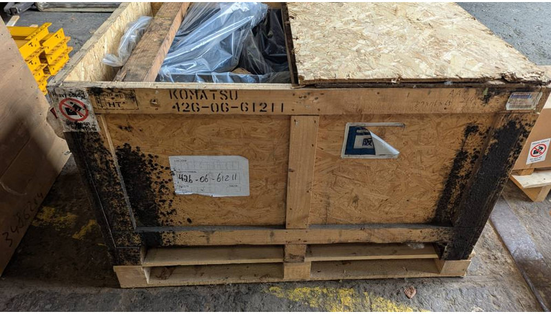 Komatsu WA600-8 BATTERY BOX 426-06-61211 - Frame/ Châssis pour Engins de chantier: photos 2 Komatsu WA600-8 BATTERY BOX 426-06-61211 - Frame/ Châssis pour Engins de chantier: photos 2