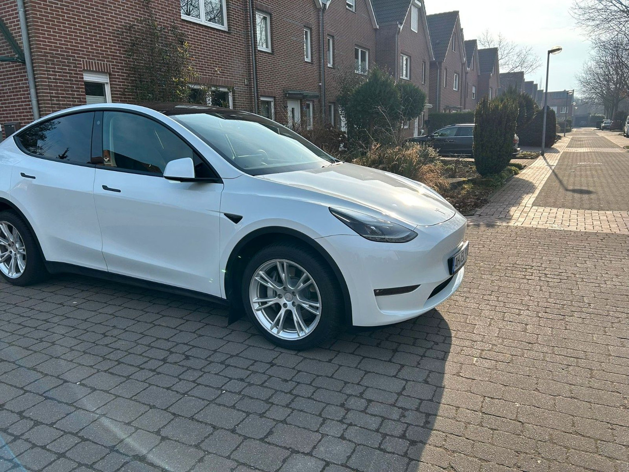 Tesla Model Y Hinterradantrieb RWD - Berline: photos 5 Tesla Model Y Hinterradantrieb RWD - Berline: photos 5