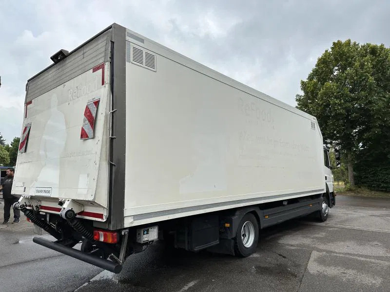 Mercedes-Benz Atego 1223 2 x L Koffer LBW Klima Euro 6 - Camion: photos 5 Mercedes-Benz Atego 1223 2 x L Koffer LBW Klima Euro 6 - Camion: photos 5