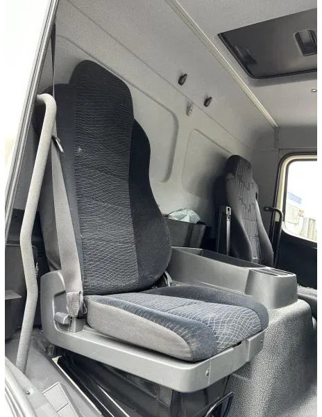 Camion Mercedes-Benz Atego 1223 2 x L Koffer LBW Klima Euro 6: photos 10