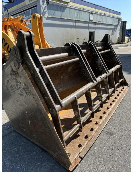 Chargeuse sur pneus neuf Hyundai HL730-9A 4X4 Radlader Mulch-/Klappschaufel KLIMA A HL730-9A 4X4 Radlader Mulch-/Klappschaufel KLIMA A/C: photos 10