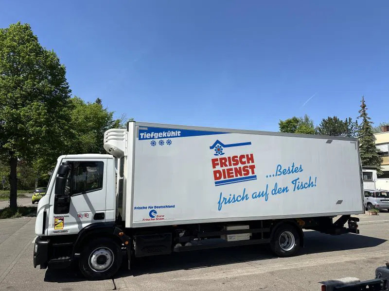 Iveco Tiefkühl Mitsubishi TDJ 300 Klima Tiefkühl Mitsubishi TDJ 300 Klima - Camion frigorifique: photos 2 Iveco Tiefkühl Mitsubishi TDJ 300 Klima Tiefkühl Mitsubishi TDJ 300 Klima - Camion frigorifique: photos 2