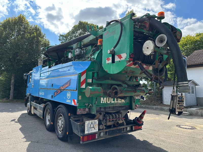 MAN 26.403 F2000 Silent 6x2 Kanalreiniger Saug - und Spülwagen - selbstfahrende Arbeitsmaschine mit Wiedemann Super 3000 Aufbau - Camion hydrocureur: photos 5 MAN 26.403 F2000 Silent 6x2 Kanalreiniger Saug - und Spülwagen - selbstfahrende Arbeitsmaschine mit Wiedemann Super 3000 Aufbau - Camion hydrocureur: photos 5