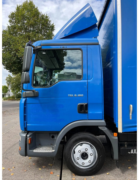 MAN TGL 8.180 BL *Pritsche/Plane*Tautliner*Klima* - Camion à rideaux coulissants: photos 3 MAN TGL 8.180 BL *Pritsche/Plane*Tautliner*Klima* - Camion à rideaux coulissants: photos 3