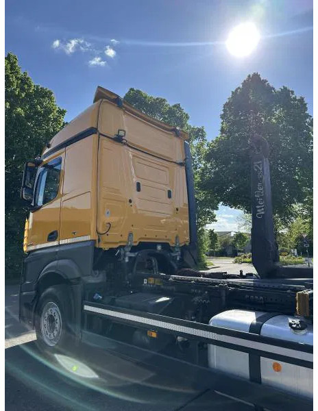 Mercedes-Benz Actros 2645 6x2 ABROLLER Lenk/Lift MEILLER 2170 Intarder - Camion ampliroll, Camion grue: photos 4 Mercedes-Benz Actros 2645 6x2 ABROLLER Lenk/Lift MEILLER 2170 Intarder - Camion ampliroll, Camion grue: photos 4