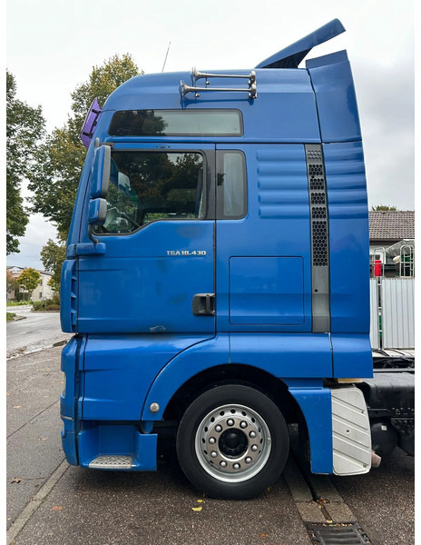MAN TGA 18.430 LSS-U *MAGA*Low-Liner*Intarder*2xTank* - Tracteur routier: photos 2 MAN TGA 18.430 LSS-U *MAGA*Low-Liner*Intarder*2xTank* - Tracteur routier: photos 2