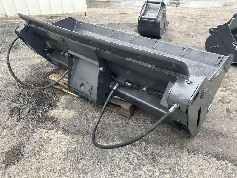 MECALAC series 8/10/11 et 12 - 2200mm - Godet pour chargeur: photos 4 MECALAC series 8/10/11 et 12 - 2200mm - Godet pour chargeur: photos 4