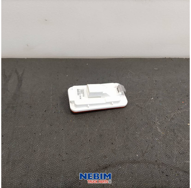 Renault Renault - 7482392733 - Zijmarkeringslamp LED - Pièces de rechange pour Camion: photos 2 Renault Renault - 7482392733 - Zijmarkeringslamp LED - Pièces de rechange pour Camion: photos 2