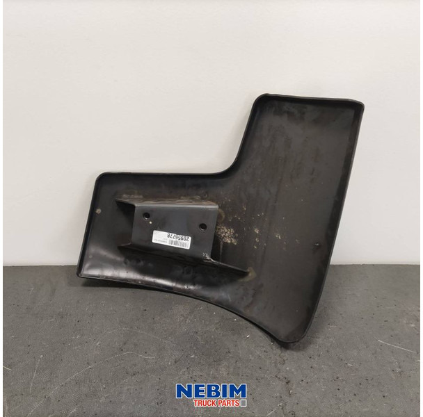 Volvo Volvo - 20956778 - Bumperhoek rechts FE - Pièces de rechange pour Camion: photos 2 Volvo Volvo - 20956778 - Bumperhoek rechts FE - Pièces de rechange pour Camion: photos 2