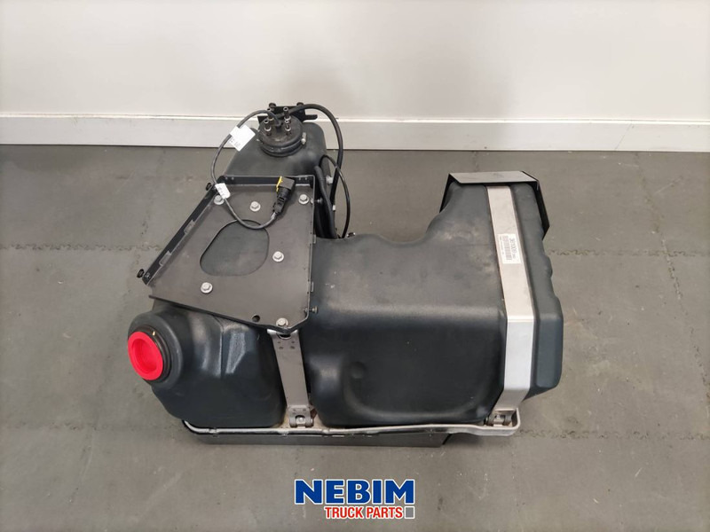 Volvo Volvo - 23267256 - Adbluetank - Pièces de rechange pour Camion: photos 3 Volvo Volvo - 23267256 - Adbluetank - Pièces de rechange pour Camion: photos 3