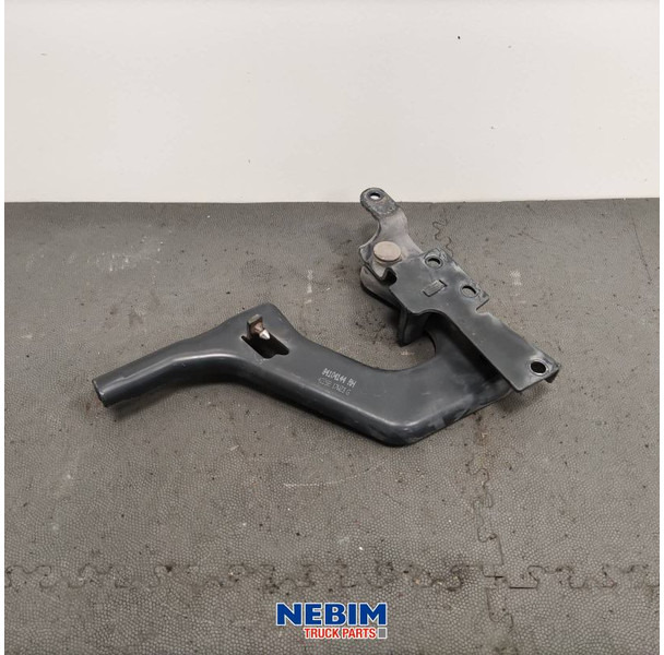 Volvo Volvo - 84104144 - Treeplank scharnier FH4 rechts - Pièces de rechange pour Camion: photos 1 Volvo Volvo - 84104144 - Treeplank scharnier FH4 rechts - Pièces de rechange pour Camion: photos 1