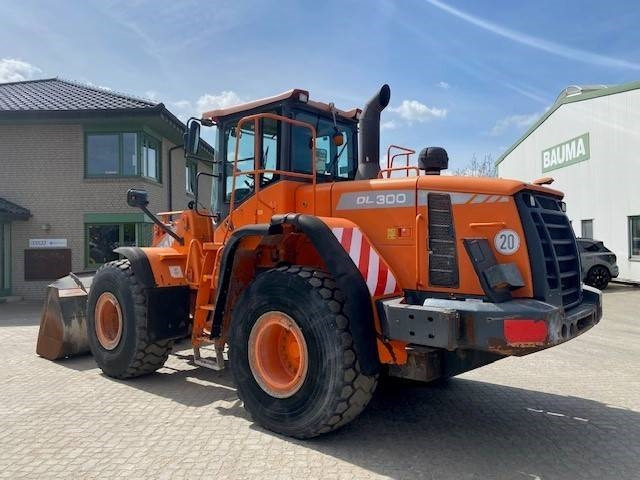 Doosan DL 300-3 (12005349) - Chargeuse sur pneus: photos 3 Doosan DL 300-3 (12005349) - Chargeuse sur pneus: photos 3