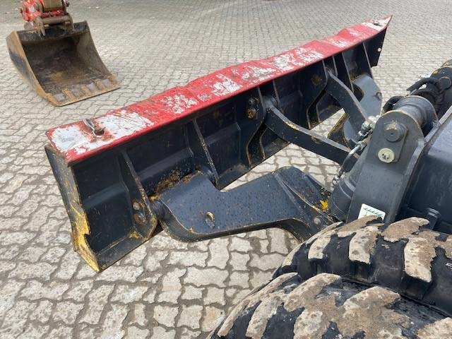 Pelle sur pneus Komatsu PW 98 MR-8 (12005627): photos 12 Pelle sur pneus Komatsu PW 98 MR-8 (12005627): photos 12