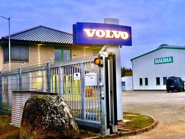 Volvo L 120 H MIETE / RENTAL - Chargeuse sur pneus: photos 1 Volvo L 120 H MIETE / RENTAL - Chargeuse sur pneus: photos 1