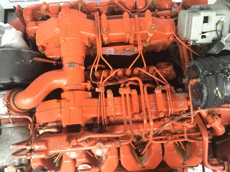 Scania DSI14.75 FOR PARTS - Engins de chantier: photos 5 Scania DSI14.75 FOR PARTS - Engins de chantier: photos 5