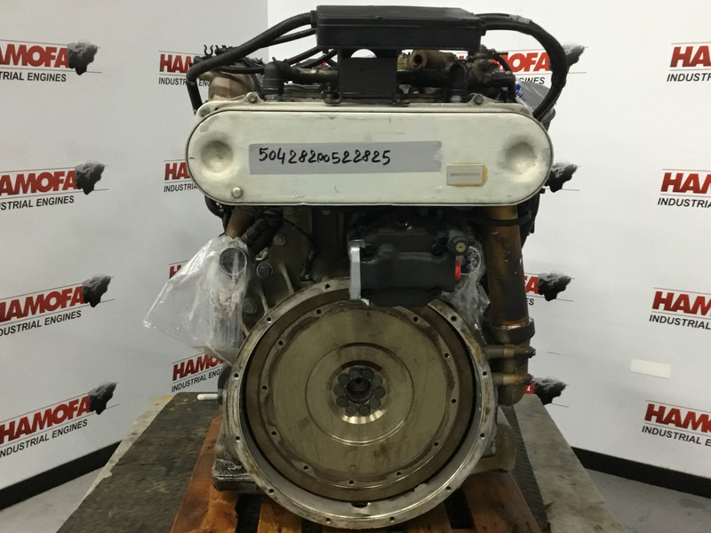 MAN D2066 LOH26 USED - Moteur pour Engins de chantier: photos 2 MAN D2066 LOH26 USED - Moteur pour Engins de chantier: photos 2