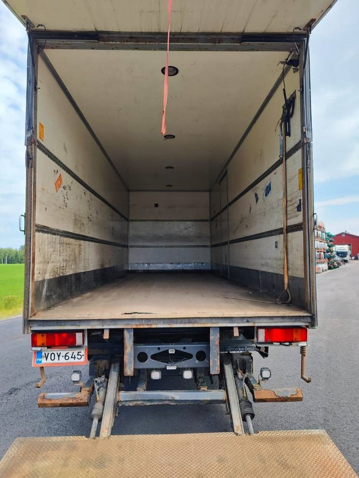 Mercedes-Benz Atego 1224 - Camion fourgon: photos 5 Mercedes-Benz Atego 1224 - Camion fourgon: photos 5