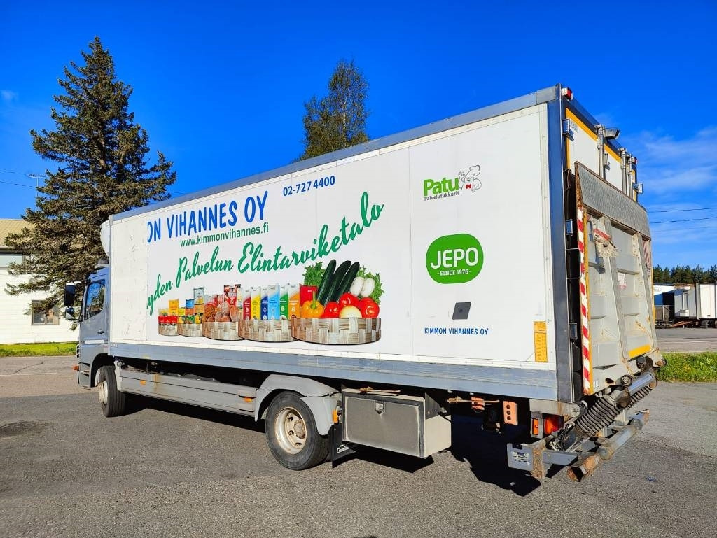 Mercedes-Benz Atego 1524 - Camion fourgon: photos 3 Mercedes-Benz Atego 1524 - Camion fourgon: photos 3