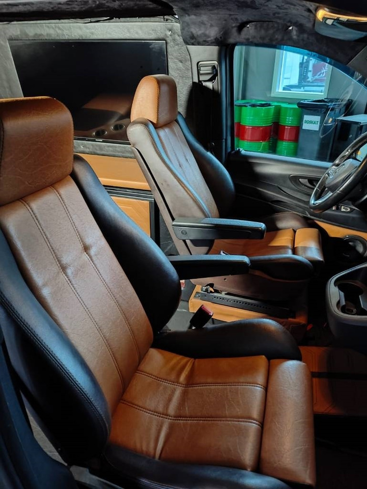 Fourgonnette Mercedes-Benz Vito 119 CDI L: photos 30 Fourgonnette Mercedes-Benz Vito 119 CDI L: photos 30