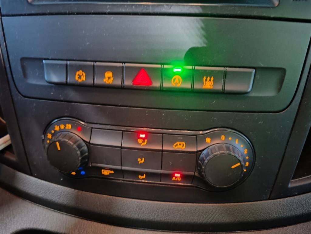 Fourgonnette Mercedes-Benz Vito 119 CDI L: photos 27 Fourgonnette Mercedes-Benz Vito 119 CDI L: photos 27