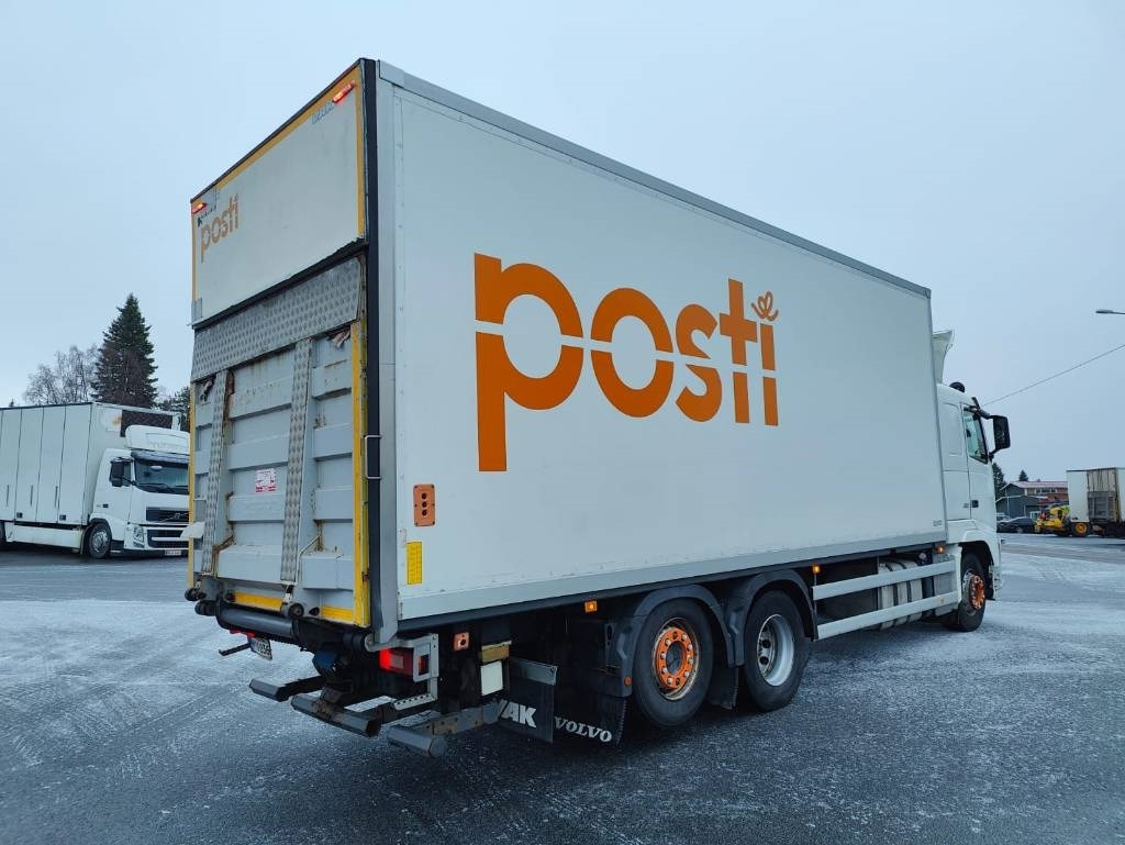 Volvo FH 13 - Camion fourgon: photos 4 Volvo FH 13 - Camion fourgon: photos 4