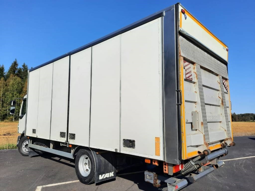 Volvo FL 240 - Camion fourgon: photos 3 Volvo FL 240 - Camion fourgon: photos 3